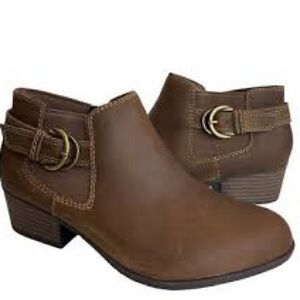 Elegant Brown Ankle Booties with Buckle Detail